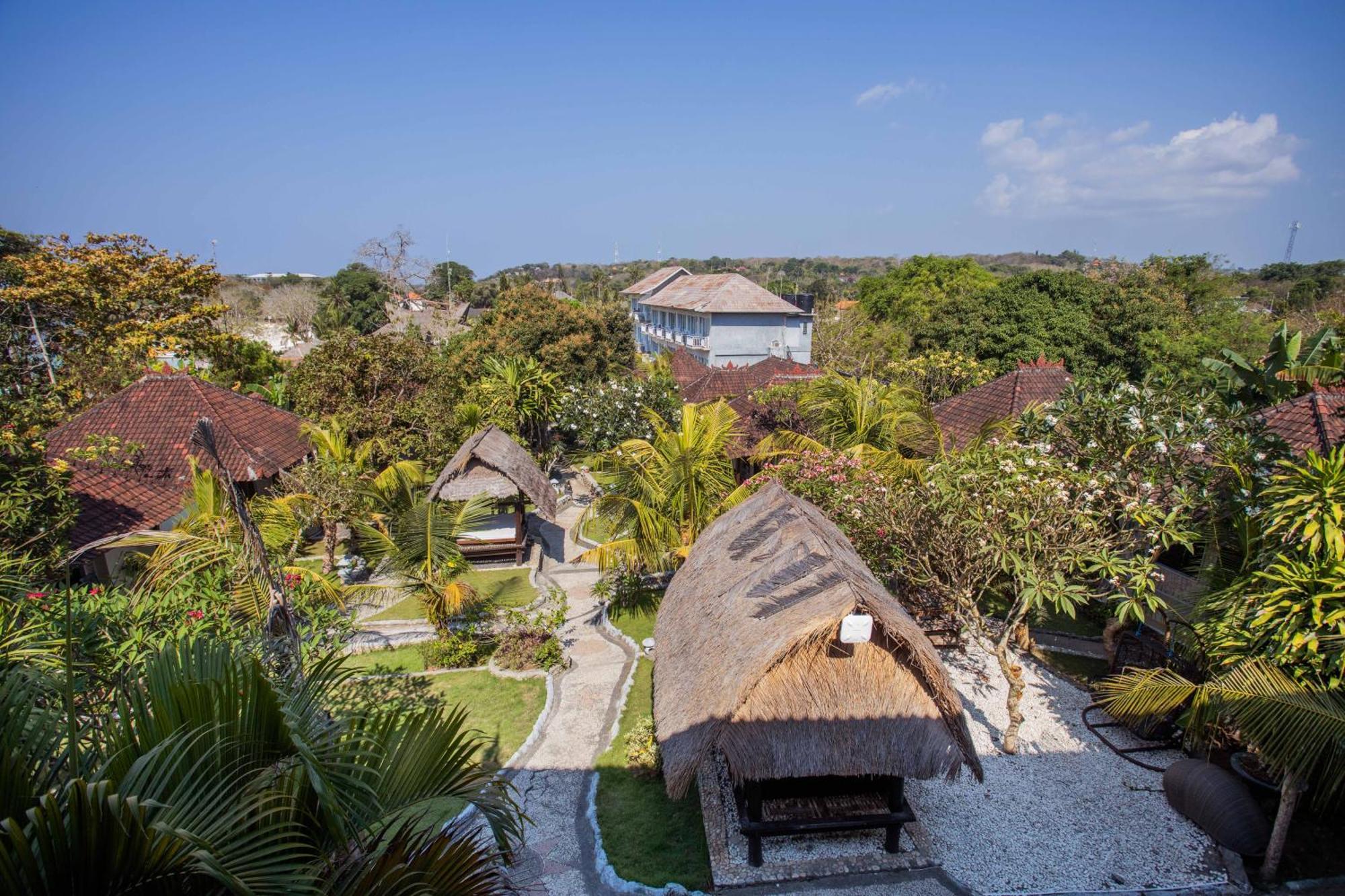 Hotel Tropical Garden By Tanis à Lembongan Extérieur photo